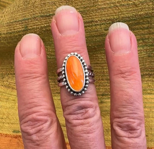 Sterling Silver and Spiny Oyster Shell Ring, Size 5.75
