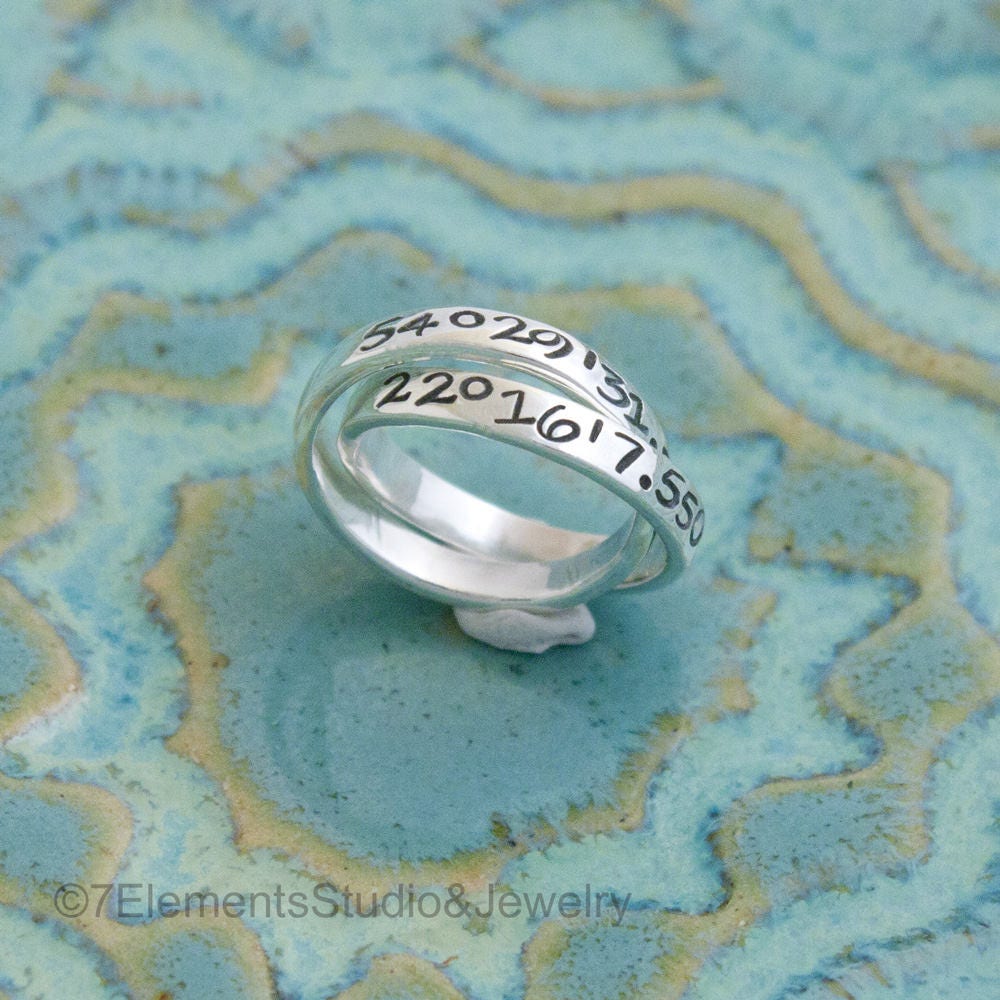 Double Mother's Ring, Sterling Silver Interlocking Rings, Personalized Rolling Rings