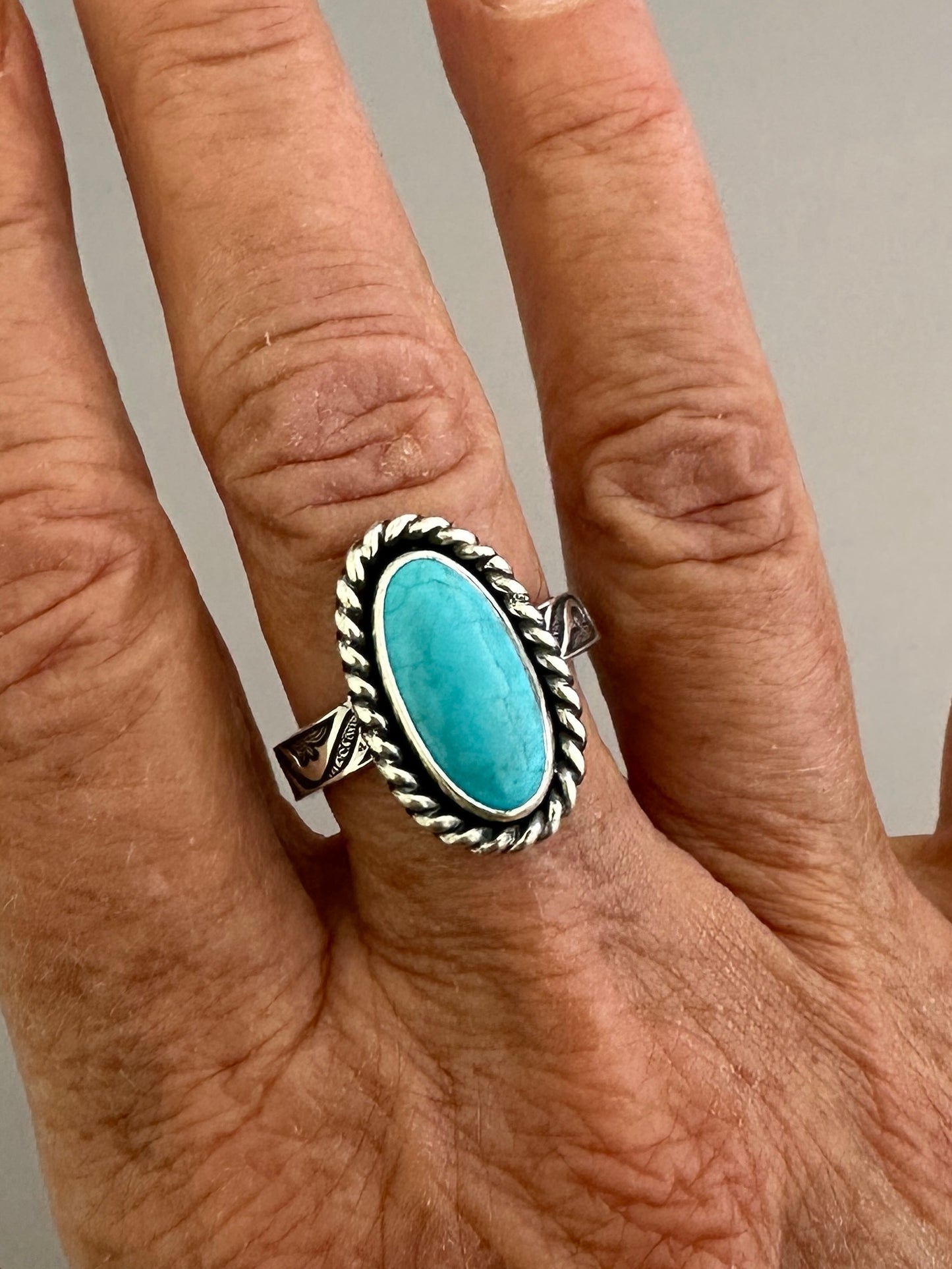 Kingman Turquoise and Sterling Silver Ring, Turquoise Solitaire Ring, Roped Bezel, SIZE 8.25