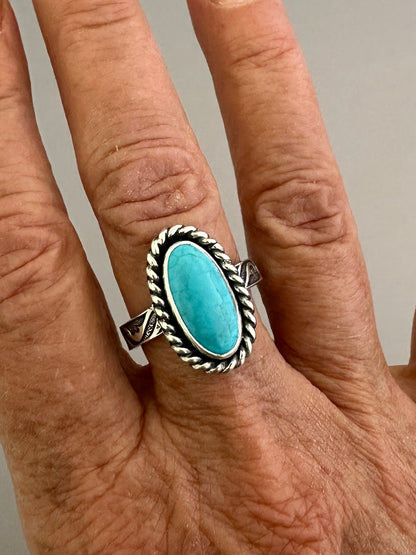 Kingman Turquoise and Sterling Silver Ring, Turquoise Solitaire Ring, Roped Bezel, SIZE 8.25