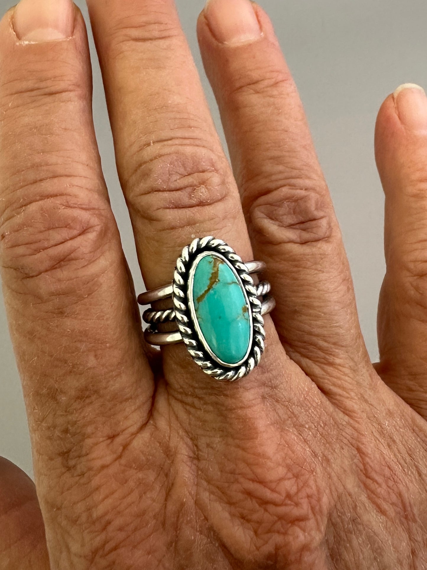 Kingman Turquoise and Sterling Silver Ring, Turquoise Solitaire Ring, Roped Bezel, SIZE 7.5